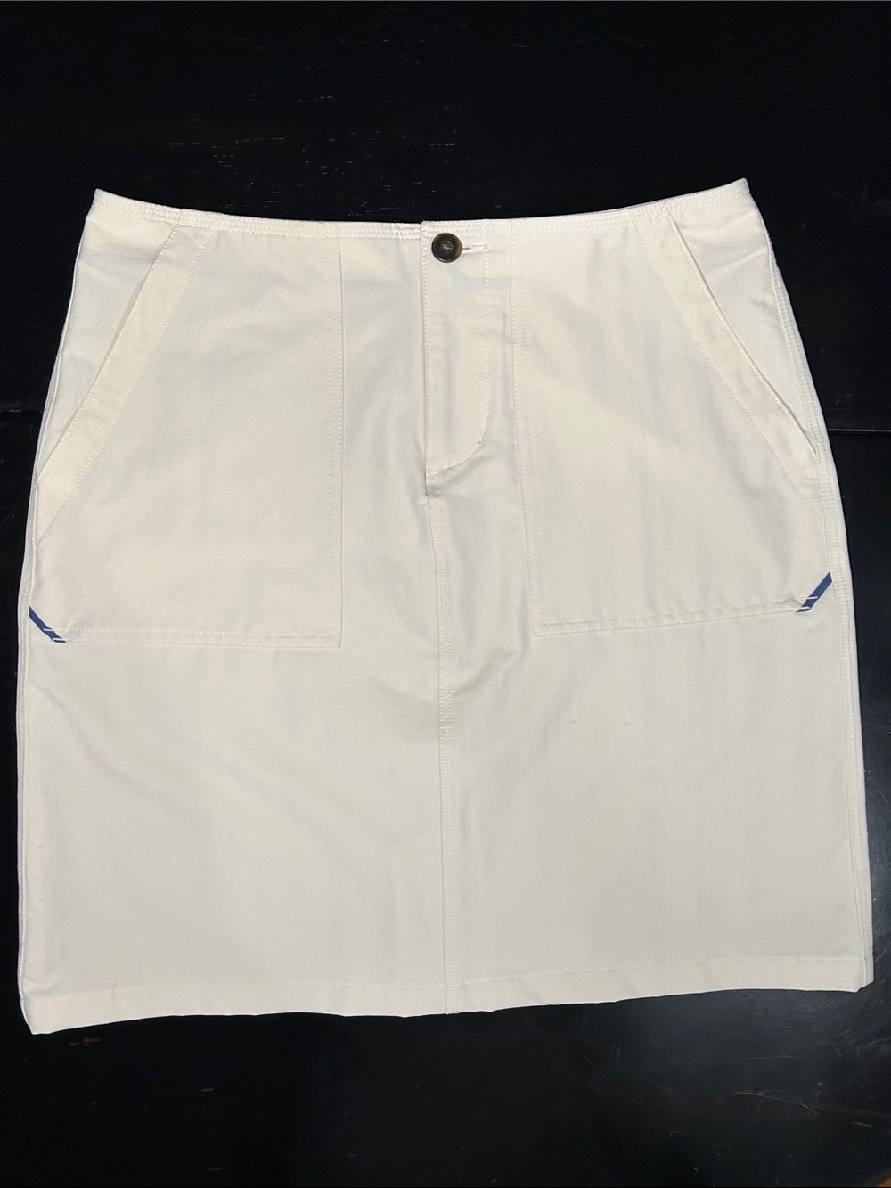 Rare vintage Horny Toad Cream Y2K hiking Mini Skirt with Front Patch Pockets